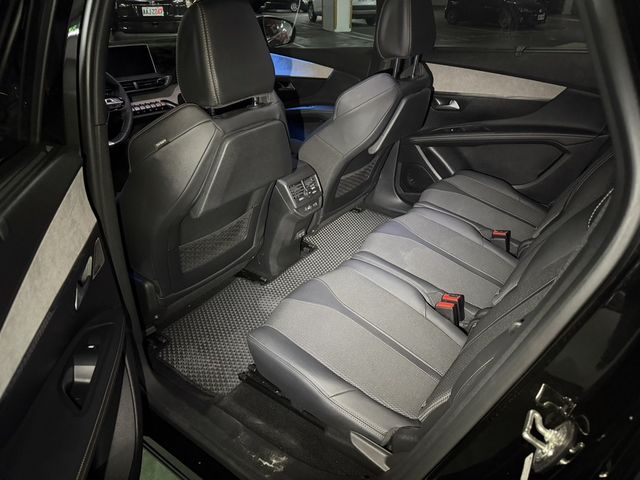 PEUGEOT寶獅 5008  第7張相片