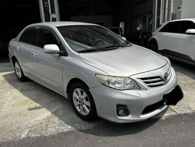 TOYOTA豐田 ALTIS  第2張相片