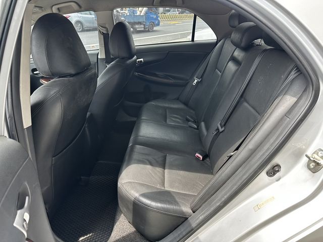 TOYOTA豐田 ALTIS  第6張相片