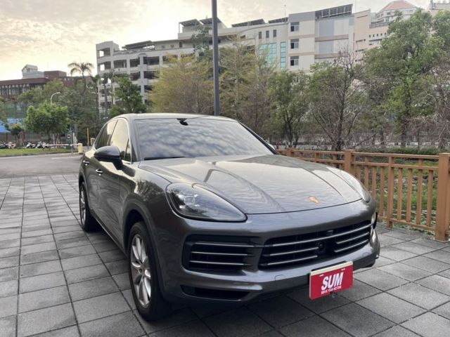 20吋鋁圈/4WD/ACC跟車/360環景影像/電尾門/電動記憶座椅/Apple Carplay  第2張相片
