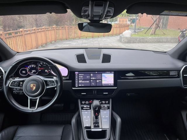 20吋鋁圈/4WD/ACC跟車/360環景影像/電尾門/電動記憶座椅/Apple Carplay  第8張相片