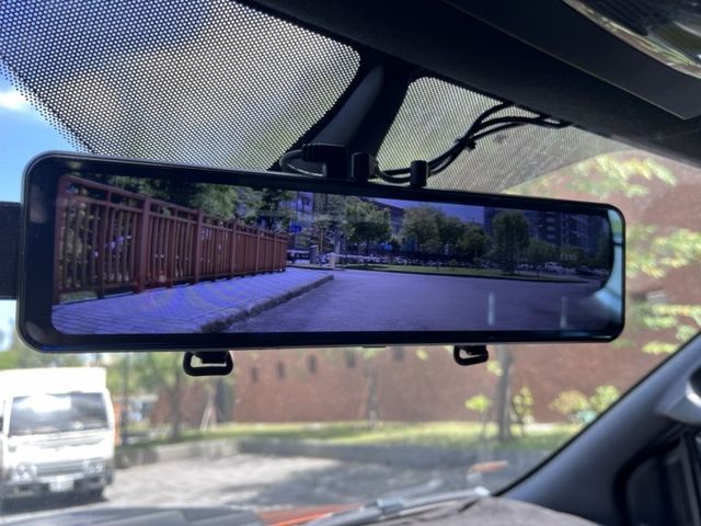 4WD/3.2柴油渦輪/低里程/原鈑件/行車紀錄器/加裝高蓋/升級安卓機、環景、Carplay/定速巡航/左右獨立恆溫  第17張相片