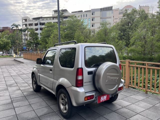 4WD/車頂行李架/前後霧燈/越野小休旅  第4張相片