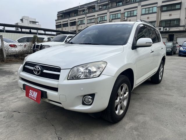 定速/電動椅/雙區恆溫/車頂行李架/方向盤音量控制鍵  第1張相片