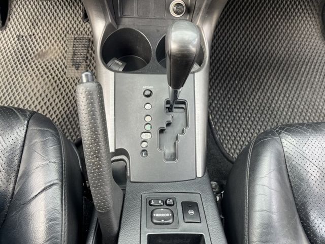 定速/電動椅/雙區恆溫/車頂行李架/方向盤音量控制鍵  第8張相片