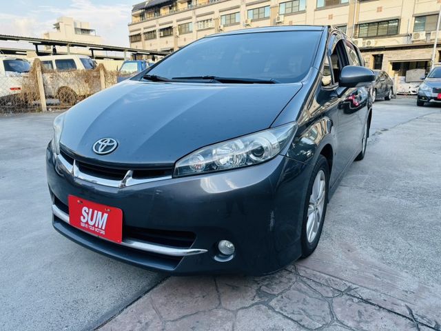 E版/7人座/I-key/定速/恆溫空調/安卓機/Carplay/電動椅/倒車顯影/行車紀錄器  第1張相片