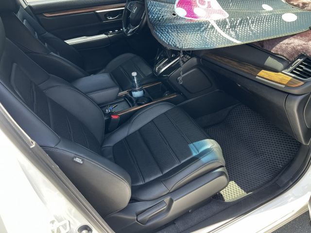 S版/一手車/i-key/ACC/恆溫/天窗/LED頭燈/電動椅/電尾門/電子手剎  第10張相片
