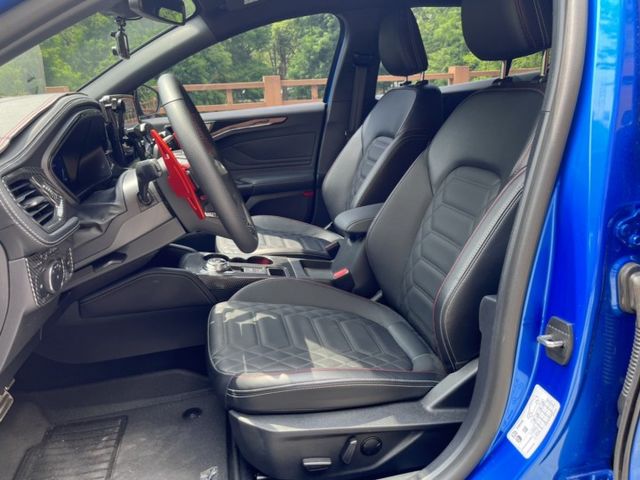 僅跑9400公里/Vignal頂規/延長保固至2029.8/原廠升級360環景/無線Carplay/ACC跟車/車道置中  第18張相片