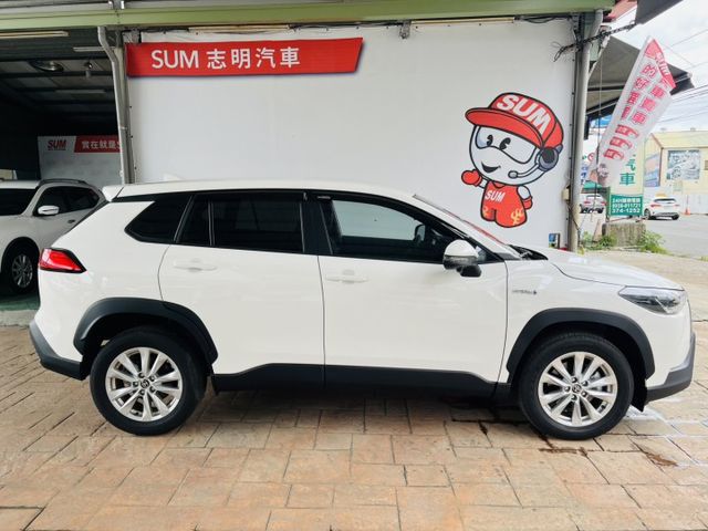 原廠保固中/豪華版/加裝環景/通風座椅/一手車/低里程/僅跑4千  第5張相片