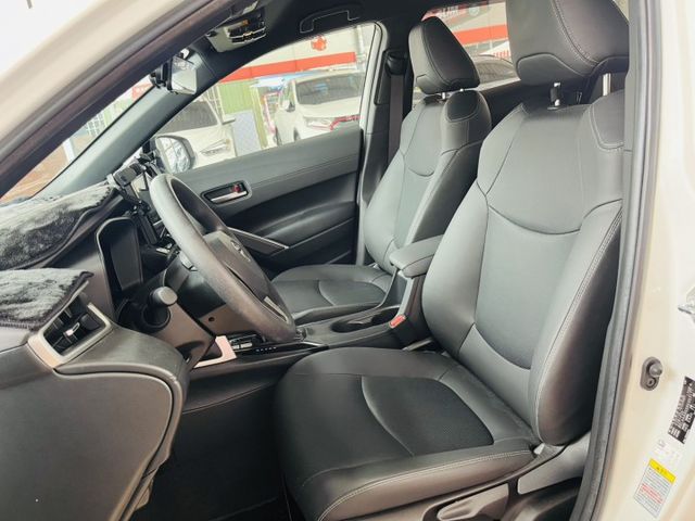 原廠保固中/豪華版/加裝環景/通風座椅/一手車/低里程/僅跑4千  第7張相片