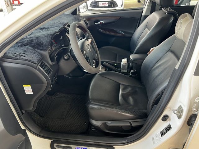 一手車/原廠保養/省油好開/維修費便宜/定速/原廠導航/倒車影像/藍芽功能  第5張相片