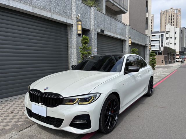 Msport/白金極智版/5AU/雷射頭燈/抬顯/電尾門/環景/Keyless/Carplay/Brembo卡鉗/黃金眼  第1張相片