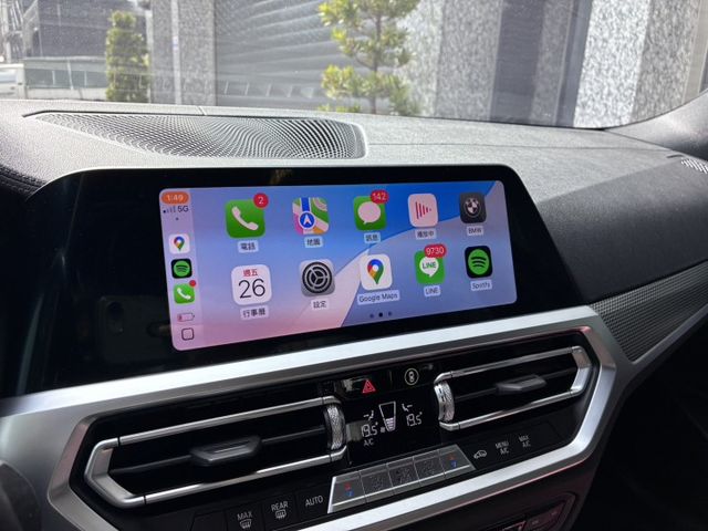 Msport/白金極智版/5AU/雷射頭燈/抬顯/電尾門/環景/Keyless/Carplay/Brembo卡鉗/黃金眼  第10張相片