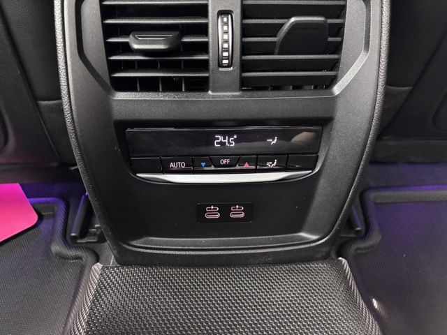 Msport/白金極智版/5AU/雷射頭燈/抬顯/電尾門/環景/Keyless/Carplay/Brembo卡鉗/黃金眼  第17張相片
