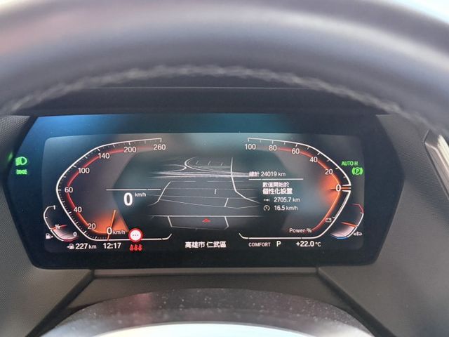 一手車.原版件僅跑24000公里.四條新米其林輪胎.新電瓶.原廠保養.後座椅從沒載過人.車牌號花21000選號  第11張相片