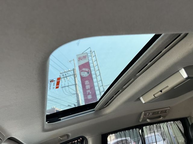 雙電動滑門.里程少.內裝漂亮!  第11張相片