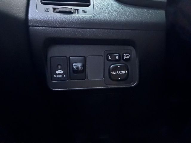 市區代步車/里程保證/定速巡航/電子後視鏡/恆溫空調/電折後視鏡  第9張相片