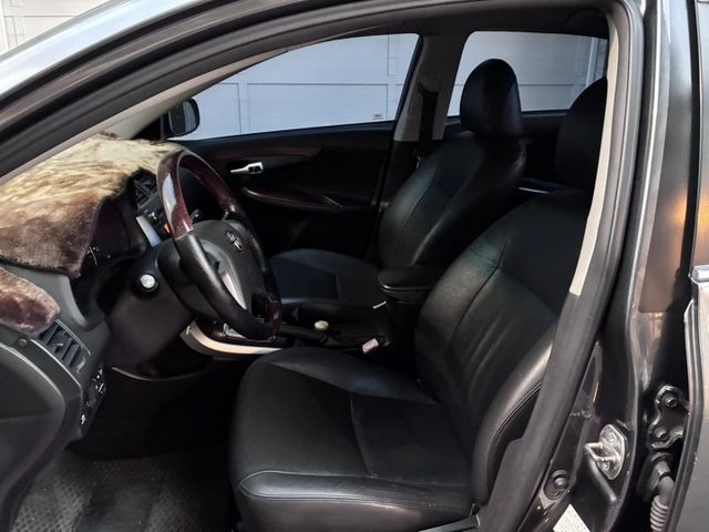 市區代步車/里程保證/定速巡航/電子後視鏡/恆溫空調/電折後視鏡  第11張相片