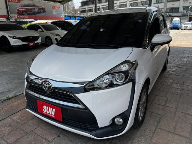 七人座/認證車輛/內外氣氛漂亮/iKey免鑰匙/定速巡航/單電滑門/升級電尾門/升級環景  第1張相片