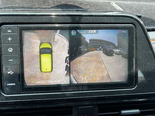 七人座/認證車輛/內外氣氛漂亮/iKey免鑰匙/定速巡航/單電滑門/升級電尾門/升級環景  第5張相片