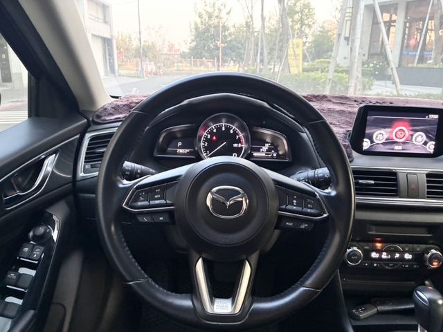 ACC跟車.盲點偵測.抬頭顯示器.電子煞車  第6張相片