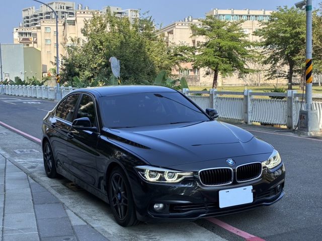 小改款LCI/認證車輛/僅跑6萬公里/內裝氣氛美/盲點偵測/車道偏離/免鑰匙iKey  第2張相片