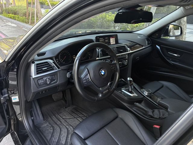 小改款LCI/認證車輛/僅跑6萬公里/內裝氣氛美/盲點偵測/車道偏離/免鑰匙iKey  第6張相片