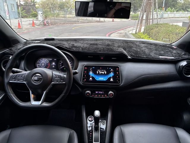 原廠保固8年6大系統/頂規/原鈑件認證車/免鑰匙iKey/360環景/Carplay/盲點偵測/ACC跟車/LED頭燈  第5張相片