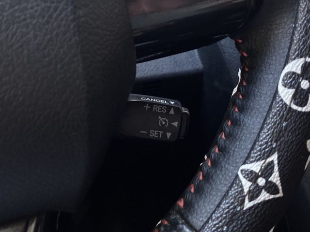 七人座/認證車輛/內外氣氛漂亮/iKey免鑰匙/定速巡航/單電滑門/升級電尾門/升級環景  第10張相片