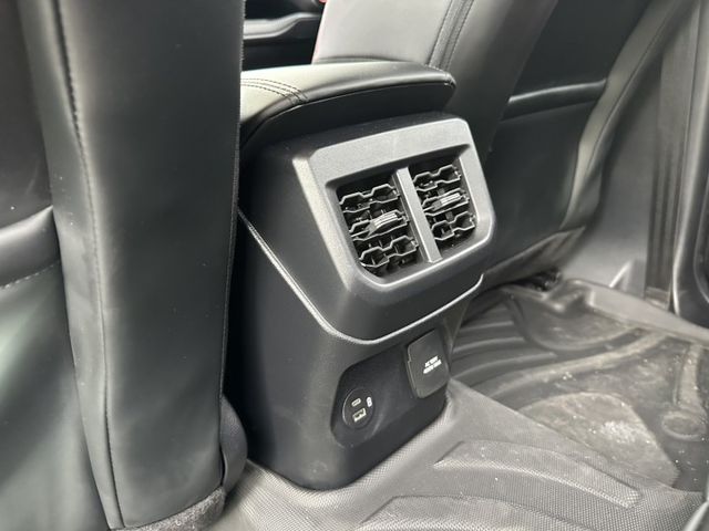 2025年 FORD RANGER 汽油猛禽 里程僅跑1萬 雙箱皮卡 貨車牌 省稅金 4wd  第10張相片