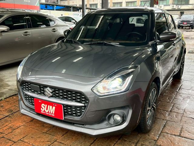 2022年SUZUKI SWIFT輕油電 ACC跟車 IKEY 抬頭顯示器 省油省稅 都會小車  第1張相片