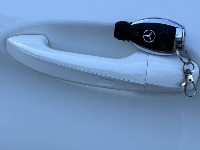 C250 AMG Coupe總代理/全車原鈑件/里程保證/中尾段排氣管/雙魚眼頭燈/360環景/天窗/摸門iKey  第4張相片