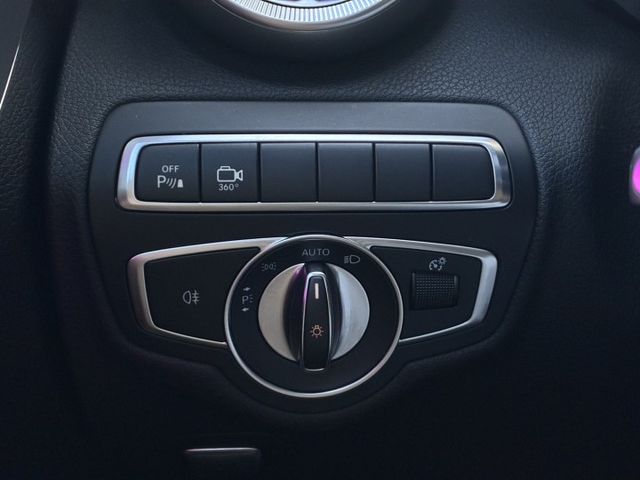 C250 AMG Coupe總代理/全車原鈑件/里程保證/中尾段排氣管/雙魚眼頭燈/360環景/天窗/摸門iKey  第7張相片
