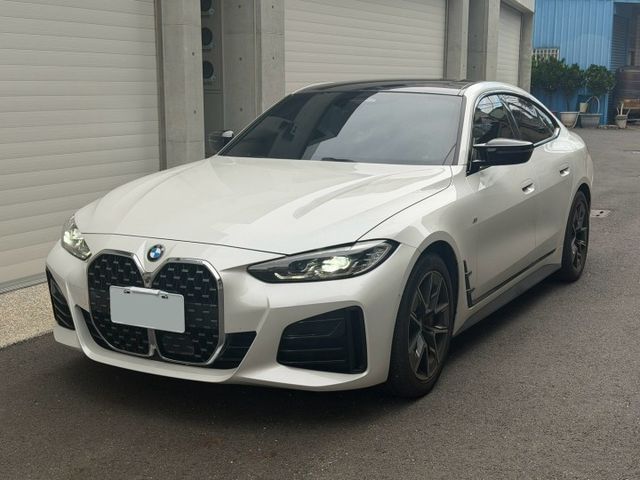 420i GC Msport/全車原鈑件/升級VVS閥門中尾、440i儀表、解隱藏、水晶排擋頭、碳纖維變形蟲方向盤  第1張相片