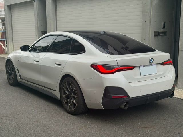 420i GC Msport/全車原鈑件/升級VVS閥門中尾、440i儀表、解隱藏、水晶排擋頭、碳纖維變形蟲方向盤  第4張相片