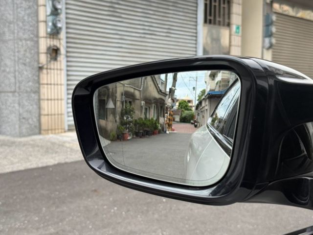 420i GC Msport/全車原鈑件/升級VVS閥門中尾、440i儀表、解隱藏、水晶排擋頭、碳纖維變形蟲方向盤  第10張相片