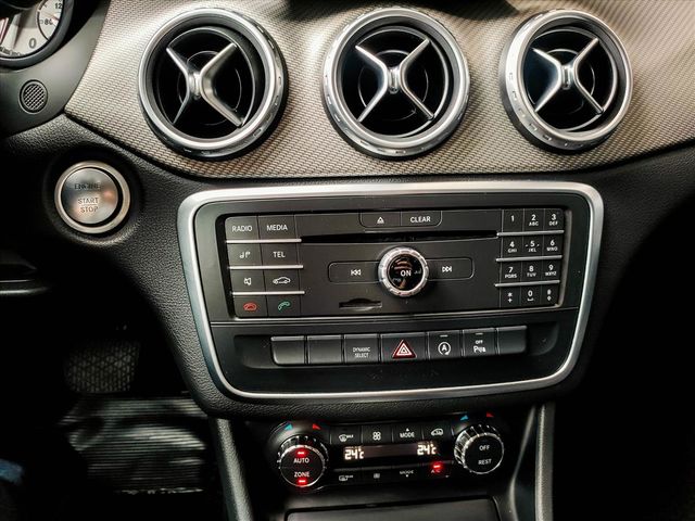 GLA180、跨界輕休旅、FB玖德車業  第10張相片