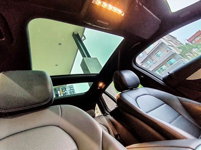 C250 AMG 旅行車  第16張相片