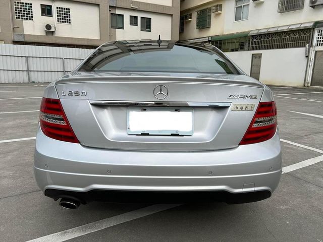 總代理、C250PLUS版、W204  第4張相片