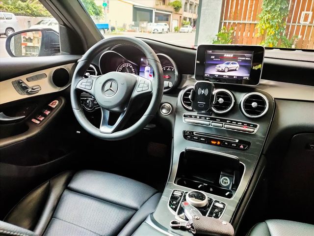 2019年GLC300  第16張相片