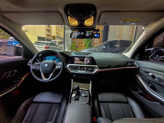 330I、旅行車FB搜尋玖德車業  第15張相片