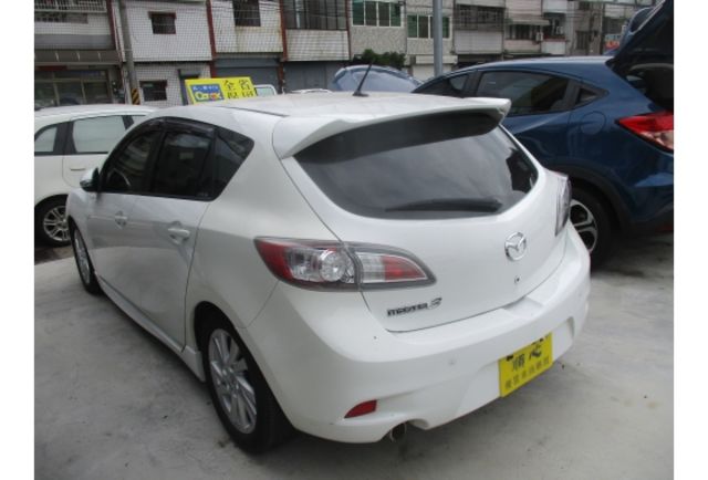 Mazda MAZDA3  第5張相片