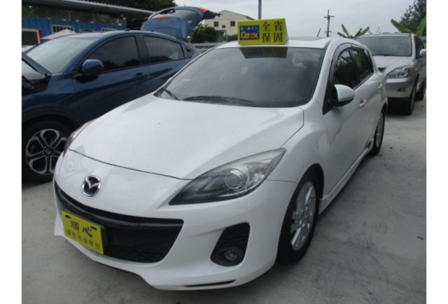 Mazda MAZDA3  第6張相片