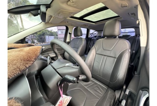 2013 Ford Kuga 1.6旗艦版  第19張相片