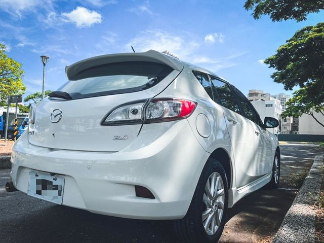 2014年 Mazda3 2.0 5門  第10張相片