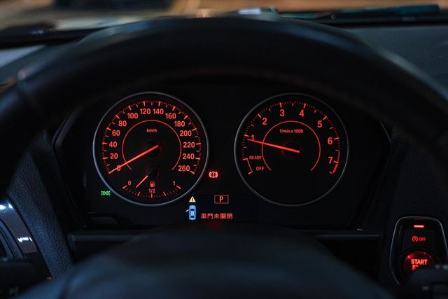 BMW 118I  第8張相片