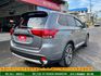 最便宜SUV★雙色電動座椅★跑5萬★7安★原廠保養★4WD★天窗★享保固★可全貸★俱完整第三方認證★  第20張縮圖