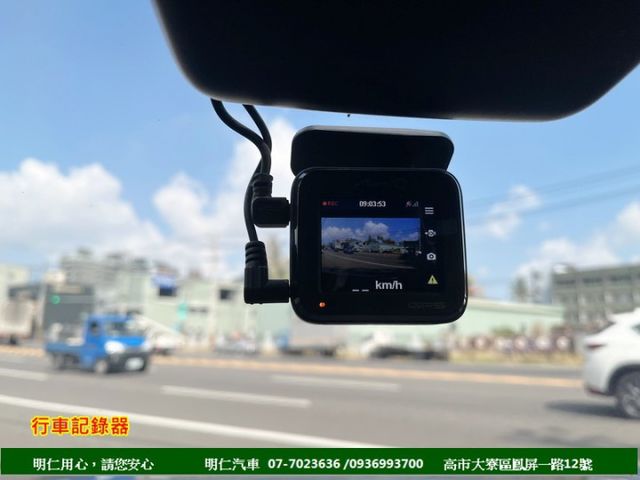 小休旅★跑4萬★原廠保固★7安囊★環景/盲點★ACC跟車★車道偏移★I-KEY★可全貸★享保固★俱完整第三方  第5張相片