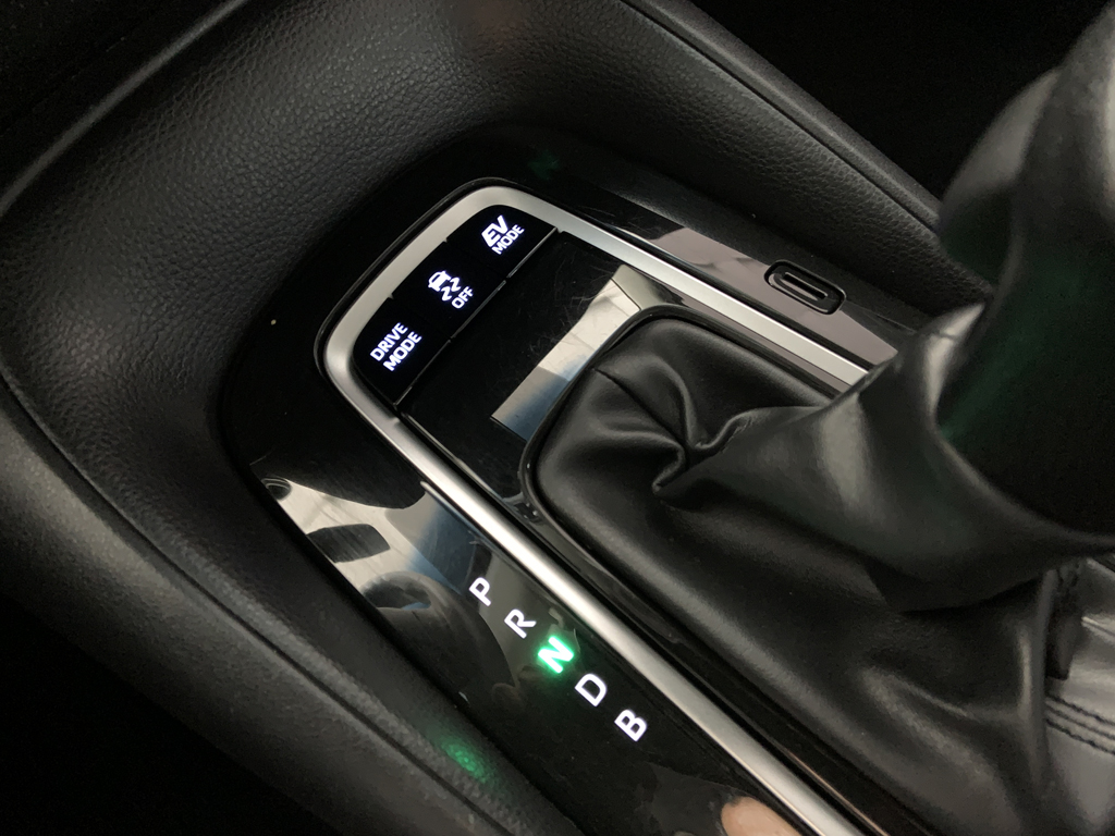 2020年 ALTIS  HYBRID尊爵版  第3張相片