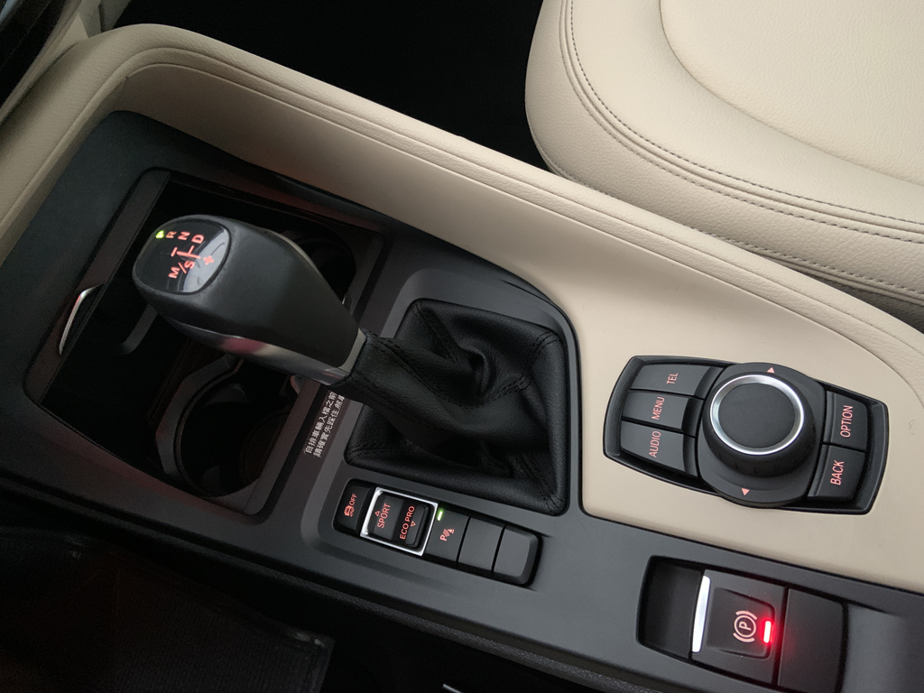 2016領牌 BMW X1 F48型   第12張相片